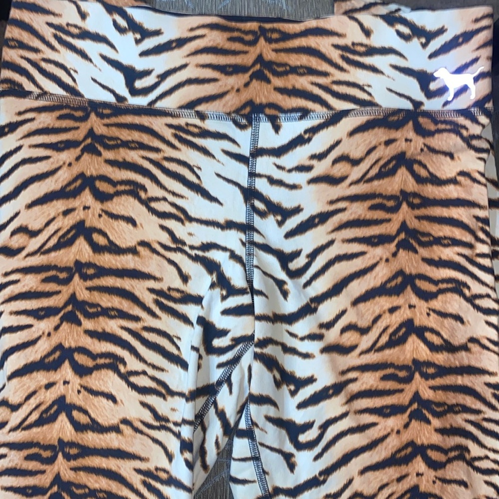 PINK Tiger Print Leggings
